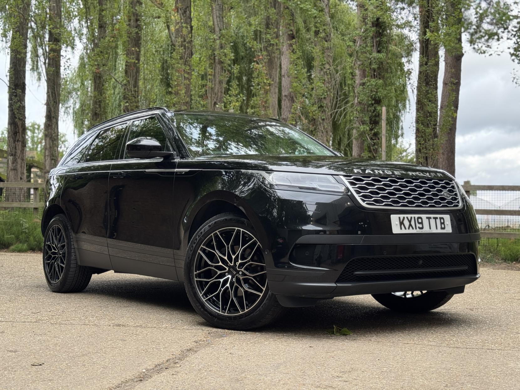 Land Rover Range Rover Velar 2.0 D180 SE SUV 5dr Diesel Auto 4WD Euro 6 (s/s) (180 ps)