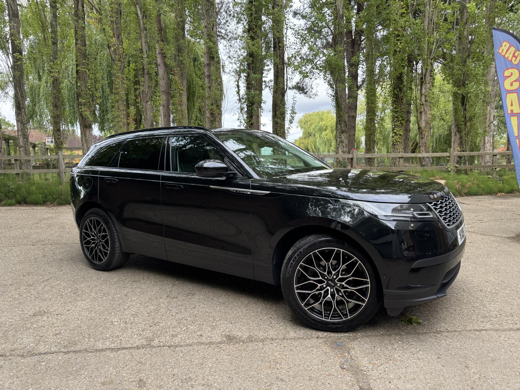 Land Rover Range Rover Velar 2.0 D180 SE SUV 5dr Diesel Auto 4WD Euro 6 (s/s) (180 ps)