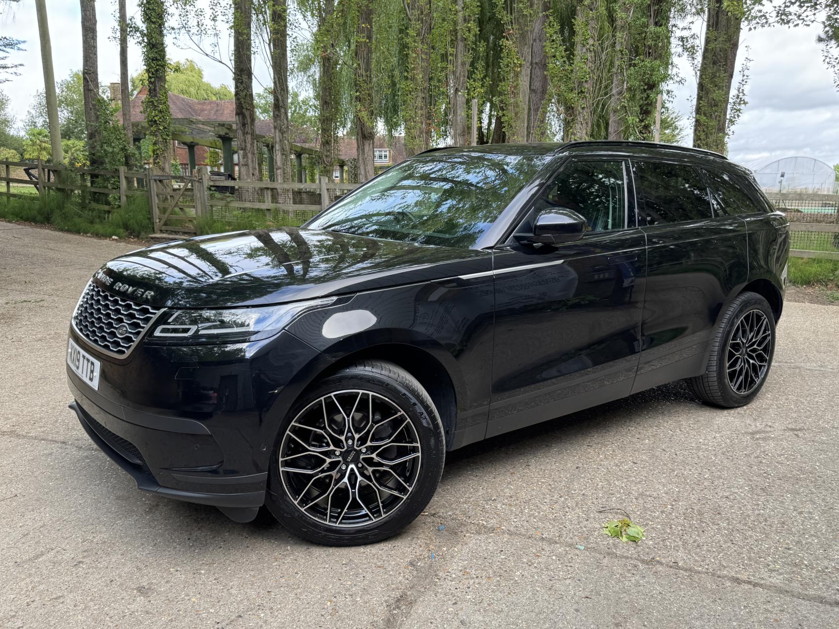 Land Rover Range Rover Velar 2.0 D180 SE SUV 5dr Diesel Auto 4WD Euro 6 (s/s) (180 ps)
