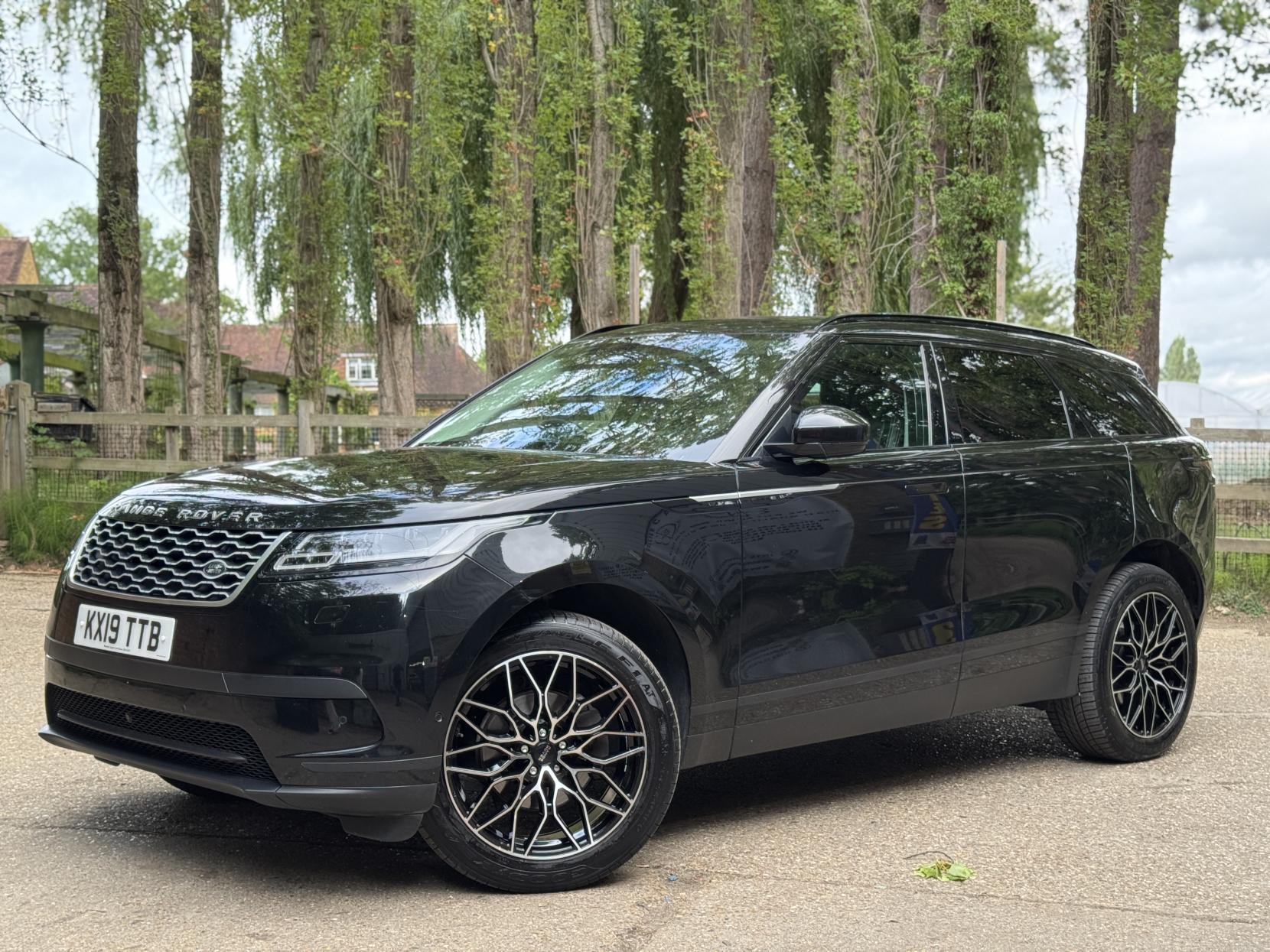 Land Rover Range Rover Velar 2.0 D180 SE SUV 5dr Diesel Auto 4WD Euro 6 (s/s) (180 ps)