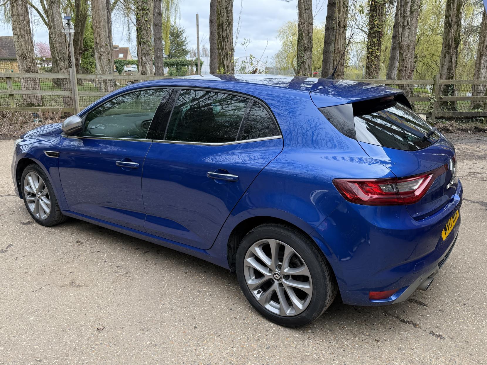 Renault Megane 1.2 TCe GT Line Nav Hatchback 5dr Petrol Manual Euro 6 (s/s) (130 ps)