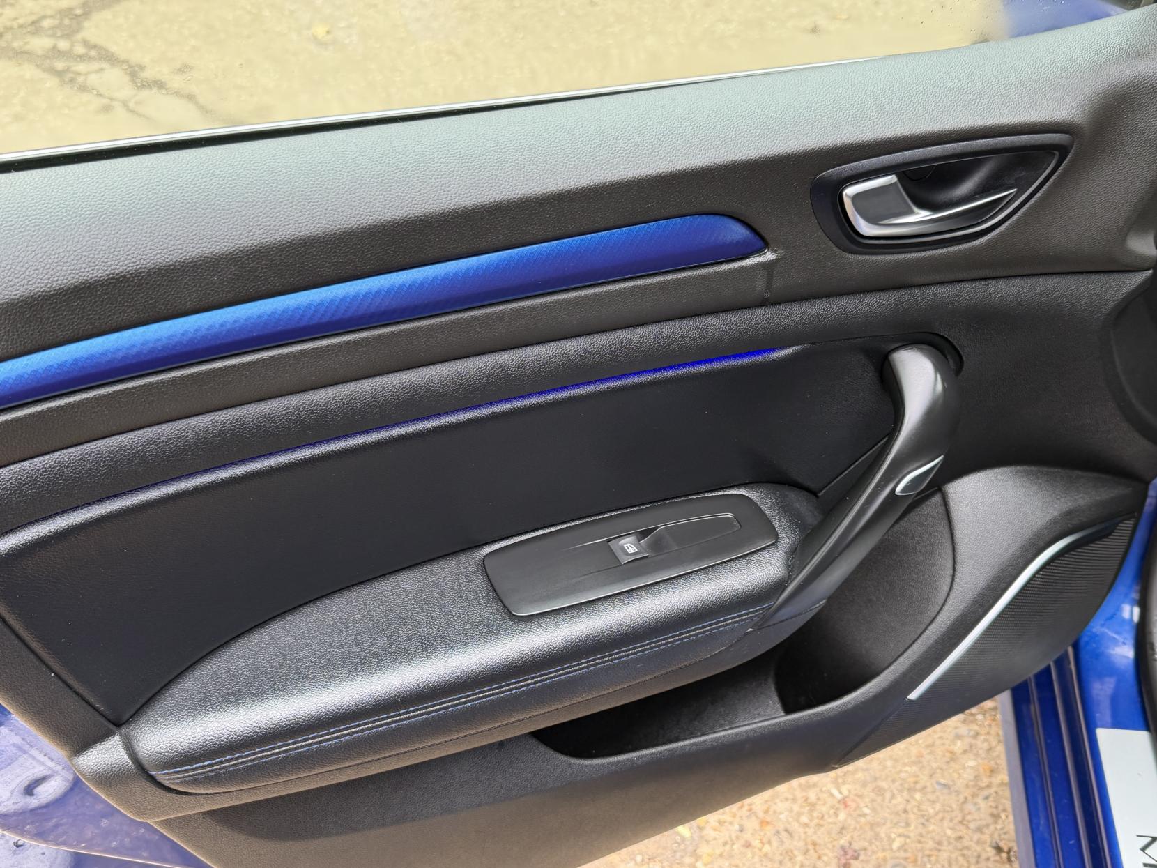 Renault Megane 1.2 TCe GT Line Nav Hatchback 5dr Petrol Manual Euro 6 (s/s) (130 ps)