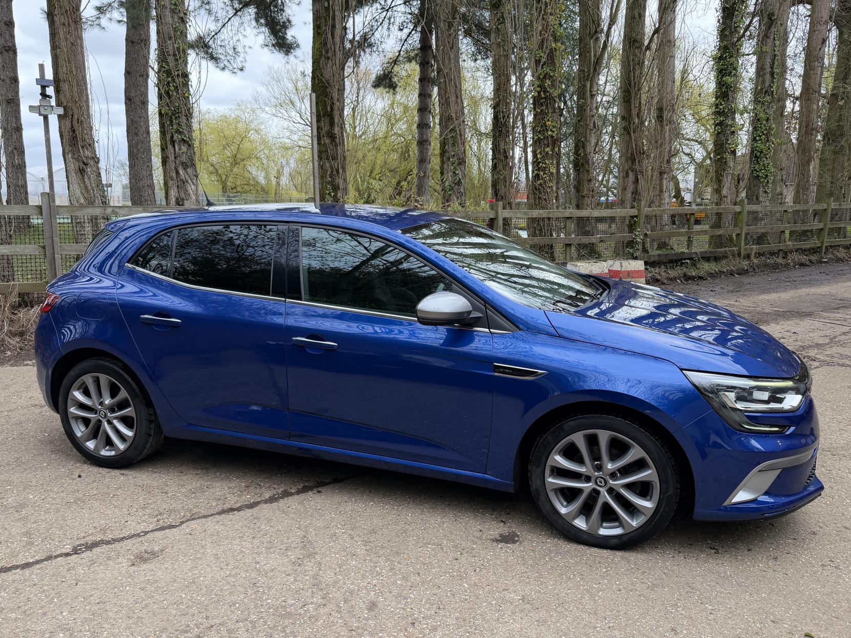 Renault Megane 1.2 TCe GT Line Nav Hatchback 5dr Petrol Manual Euro 6 (s/s) (130 ps)