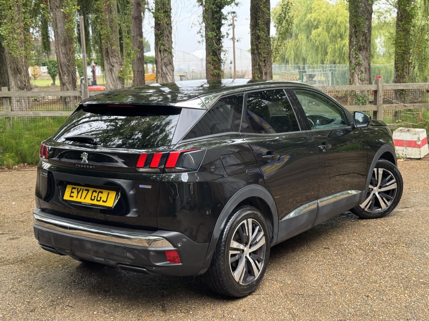 Peugeot 3008 1.2 PureTech Allure SUV 5dr Petrol EAT Euro 6 (s/s) (130 ps)