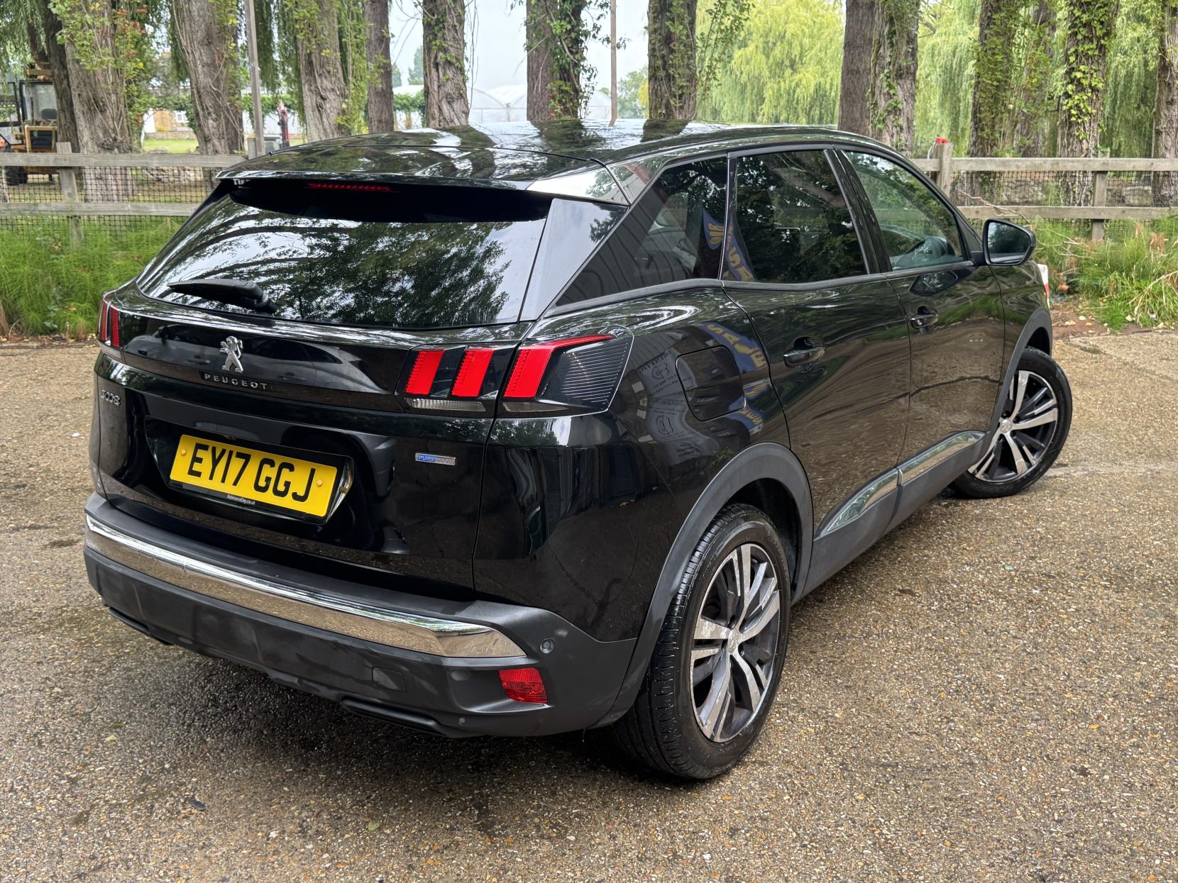 Peugeot 3008 1.2 PureTech Allure SUV 5dr Petrol EAT Euro 6 (s/s) (130 ps)