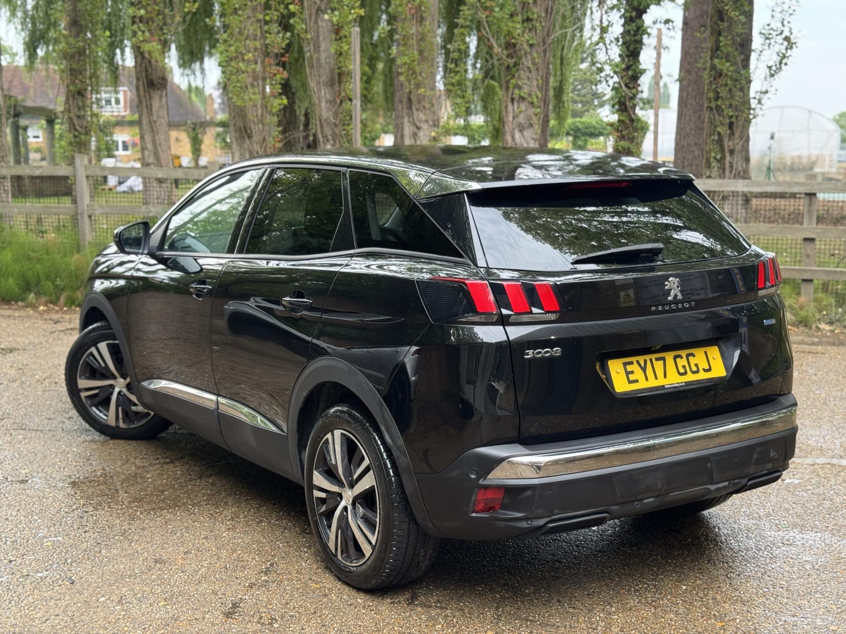 Peugeot 3008 1.2 PureTech Allure SUV 5dr Petrol EAT Euro 6 (s/s) (130 ps)