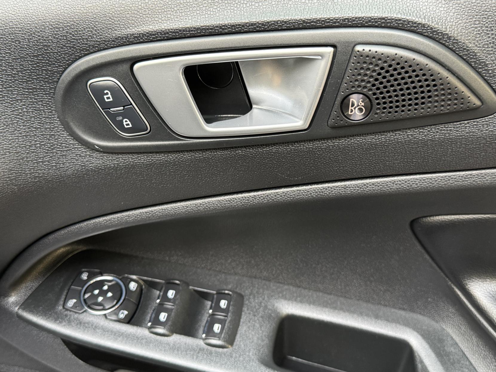 Ford EcoSport 1.0T EcoBoost ST-Line SUV 5dr Petrol Manual Euro 6 (s/s) (140 ps)