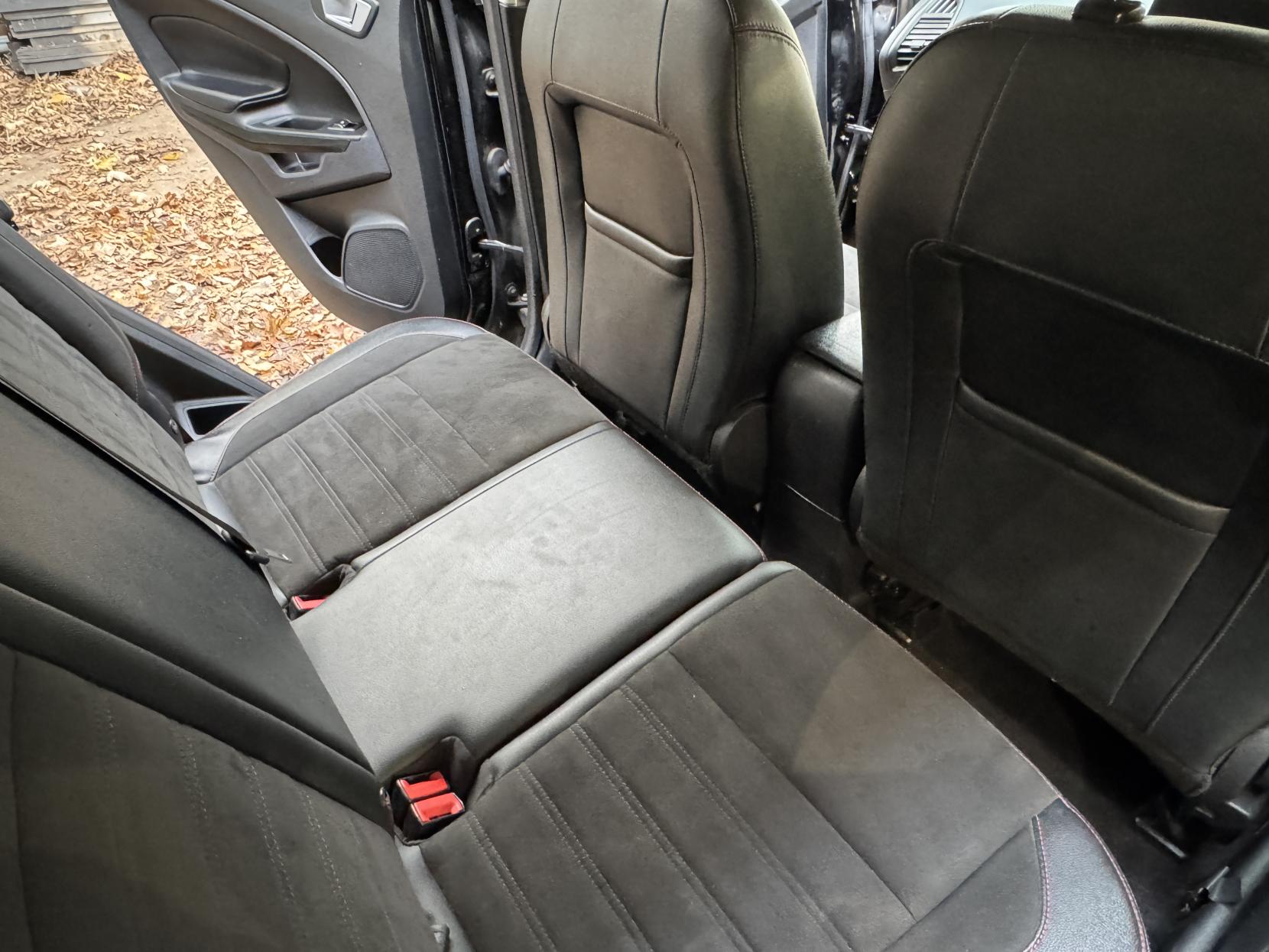 Ford EcoSport 1.0T EcoBoost ST-Line SUV 5dr Petrol Manual Euro 6 (s/s) (140 ps)