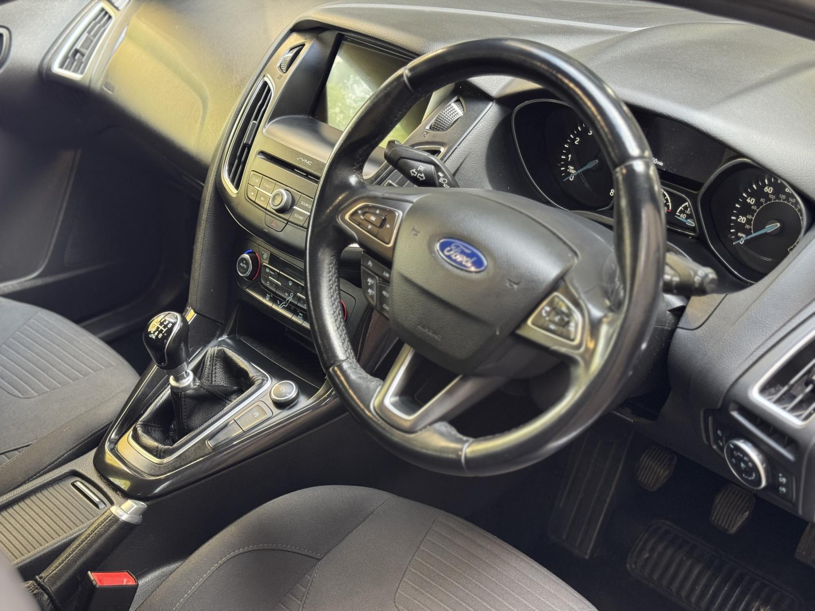 Ford Focus 1.0T EcoBoost Titanium Hatchback 5dr Petrol Manual Euro 6 (s/s) (125 ps)