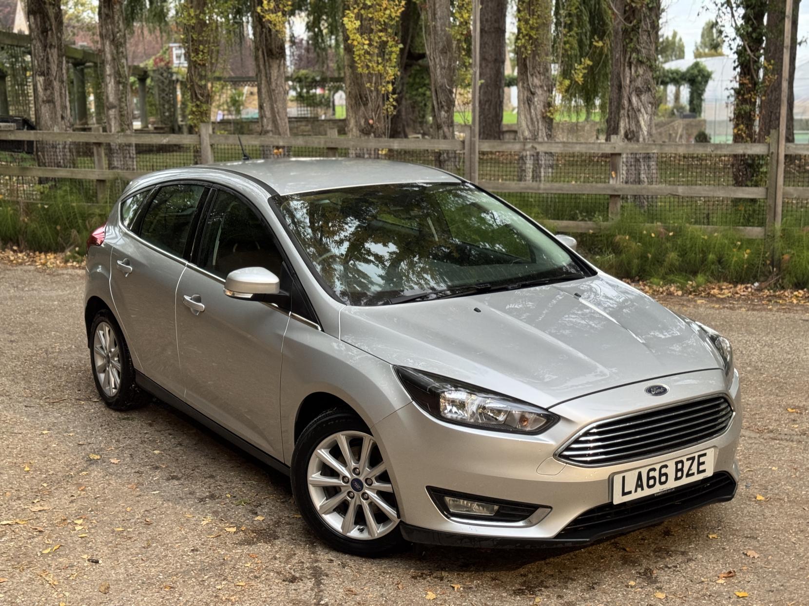 Ford Focus 1.0T EcoBoost Titanium Hatchback 5dr Petrol Manual Euro 6 (s/s) (125 ps)