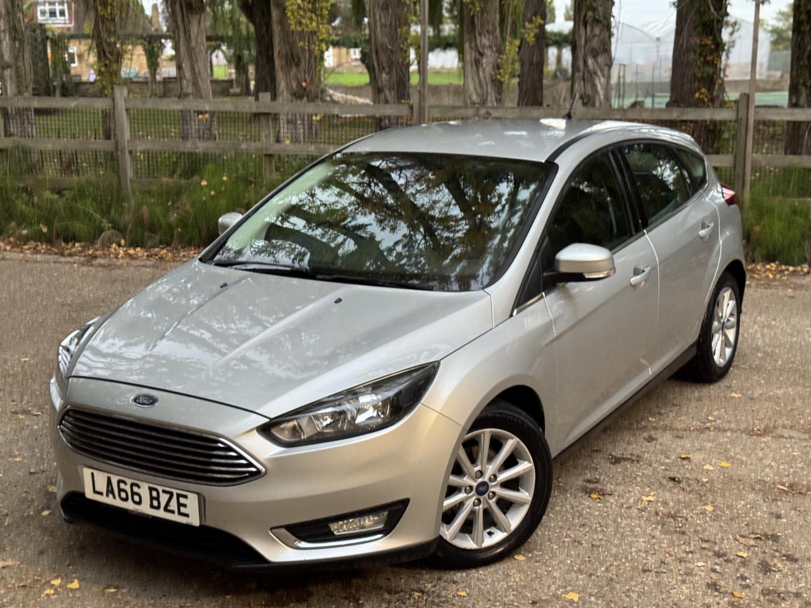 Ford Focus 1.0T EcoBoost Titanium Hatchback 5dr Petrol Manual Euro 6 (s/s) (125 ps)
