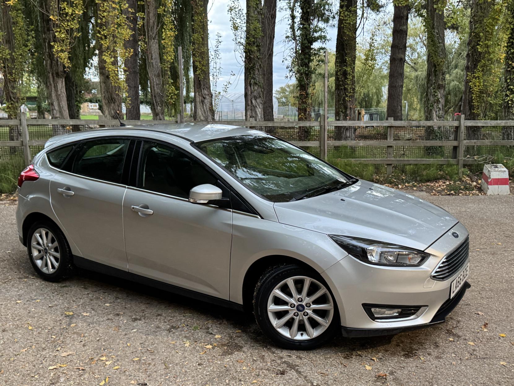 Ford Focus 1.0T EcoBoost Titanium Hatchback 5dr Petrol Manual Euro 6 (s/s) (125 ps)