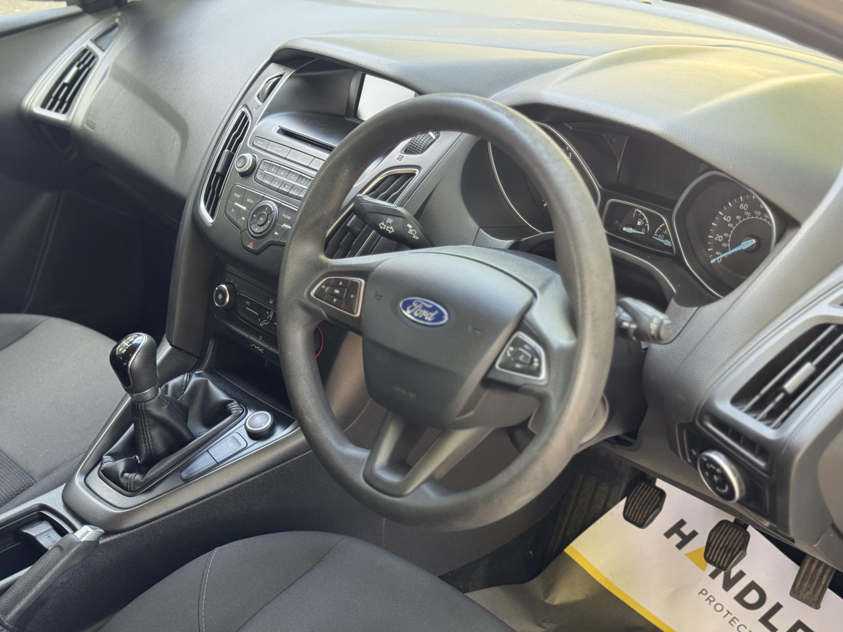Ford Focus 1.0T EcoBoost 99g Style Hatchback 5dr Petrol Manual Euro 6 (s/s) (100 ps)