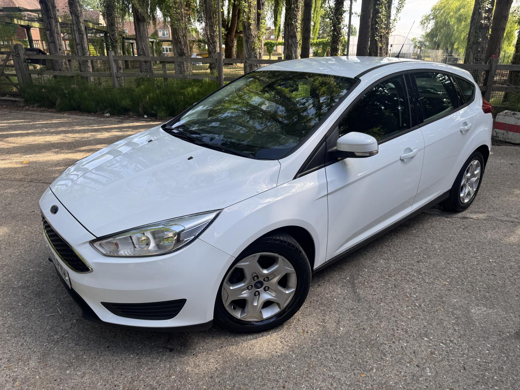Ford Focus 1.0T EcoBoost 99g Style Hatchback 5dr Petrol Manual Euro 6 (s/s) (100 ps)