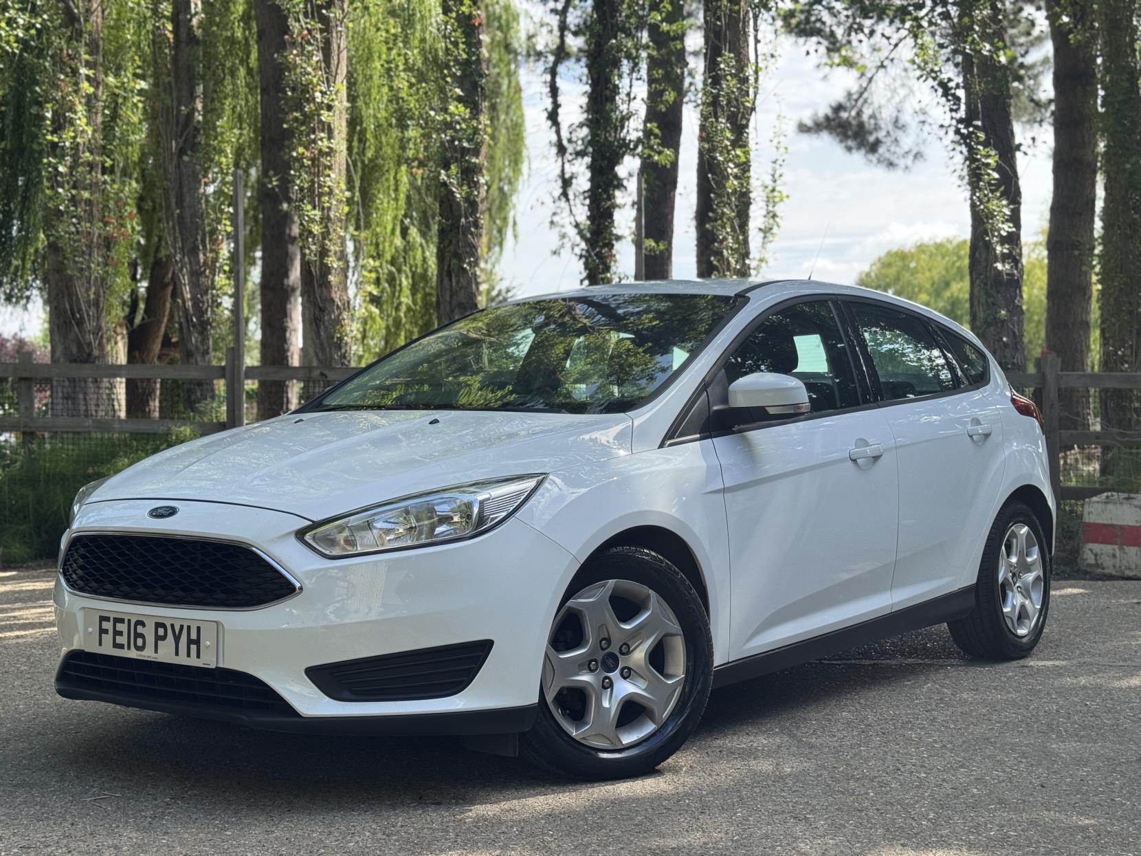 Ford Focus 1.0T EcoBoost 99g Style Hatchback 5dr Petrol Manual Euro 6 (s/s) (100 ps)
