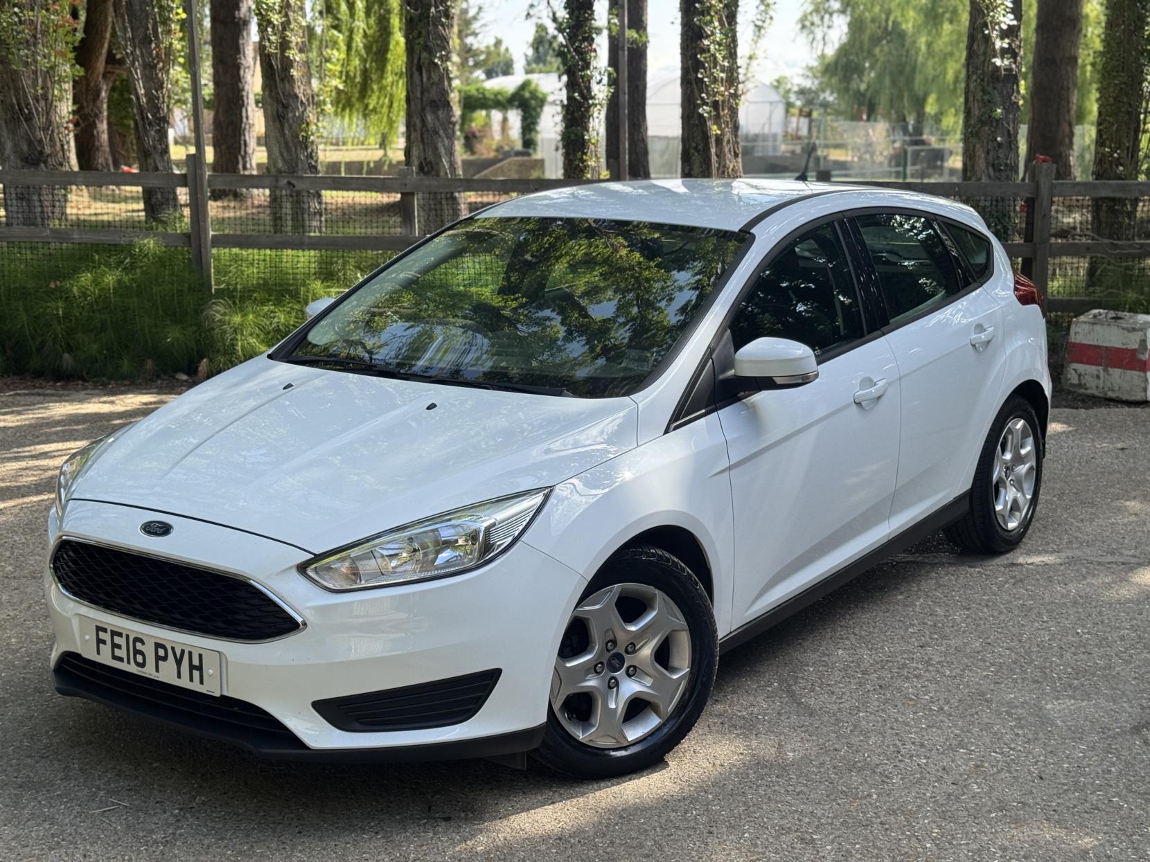 Ford Focus 1.0T EcoBoost 99g Style Hatchback 5dr Petrol Manual Euro 6 (s/s) (100 ps)