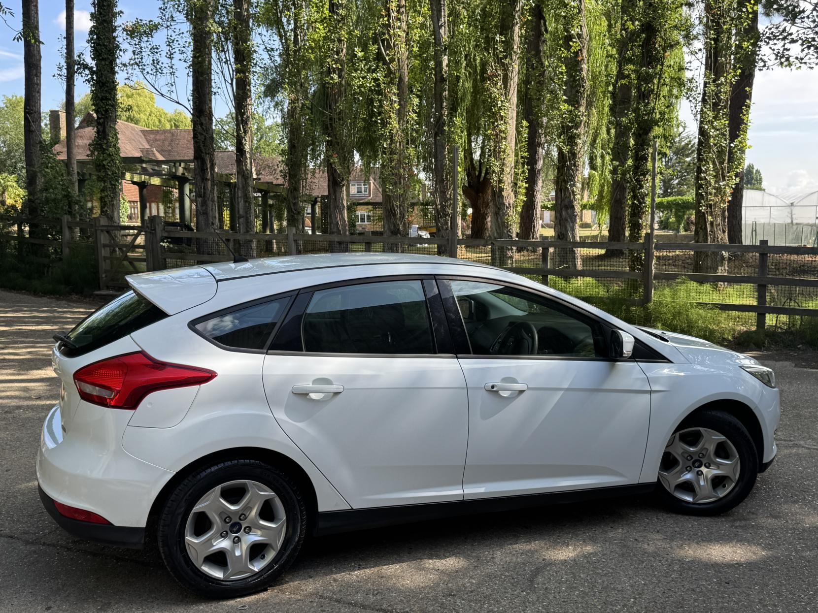 Ford Focus 1.0T EcoBoost 99g Style Hatchback 5dr Petrol Manual Euro 6 (s/s) (100 ps)
