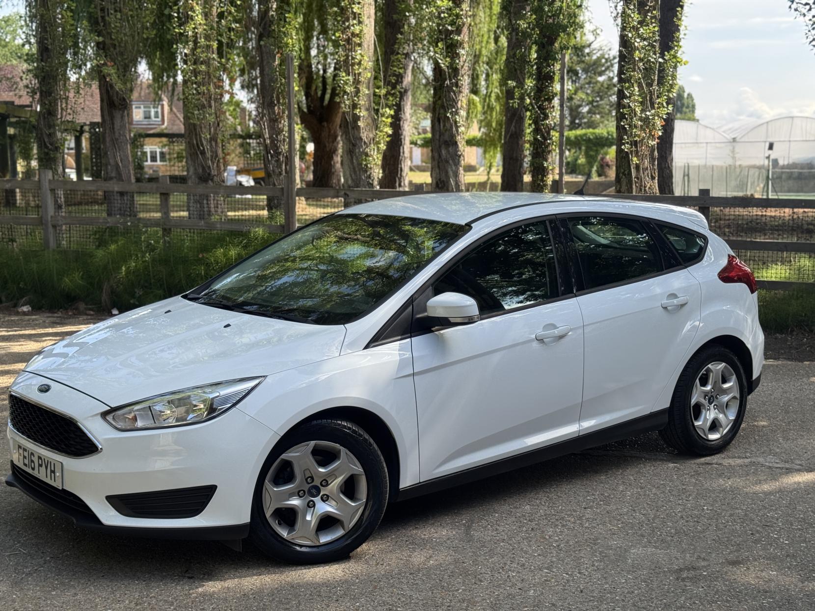 Ford Focus 1.0T EcoBoost 99g Style Hatchback 5dr Petrol Manual Euro 6 (s/s) (100 ps)