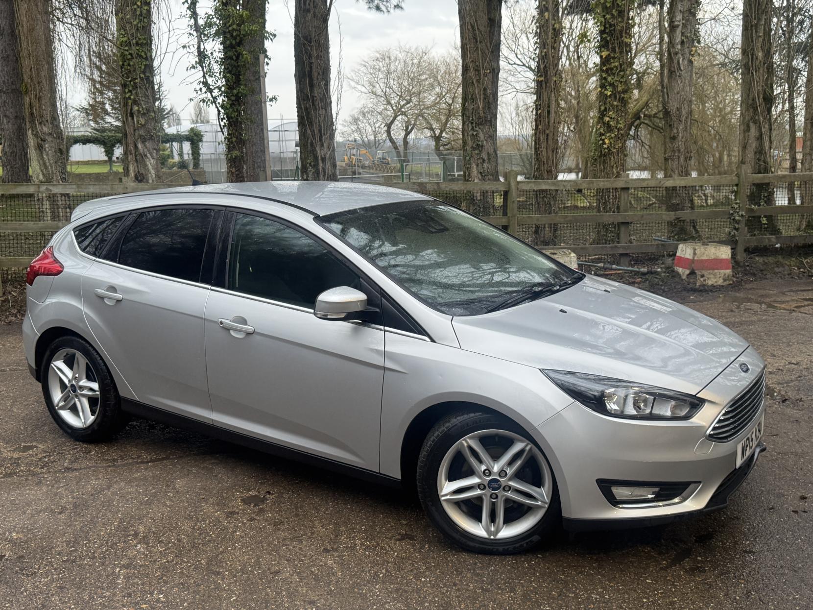 Ford Focus 1.0T EcoBoost Titanium Hatchback 5dr Petrol Manual Euro 6 (s/s) (125 ps)