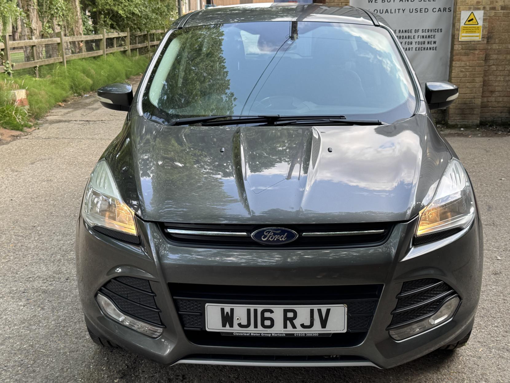 Ford Kuga 2.0 TDCi Zetec SUV 5dr Diesel Powershift AWD Euro 6 (s/s) (150 ps)