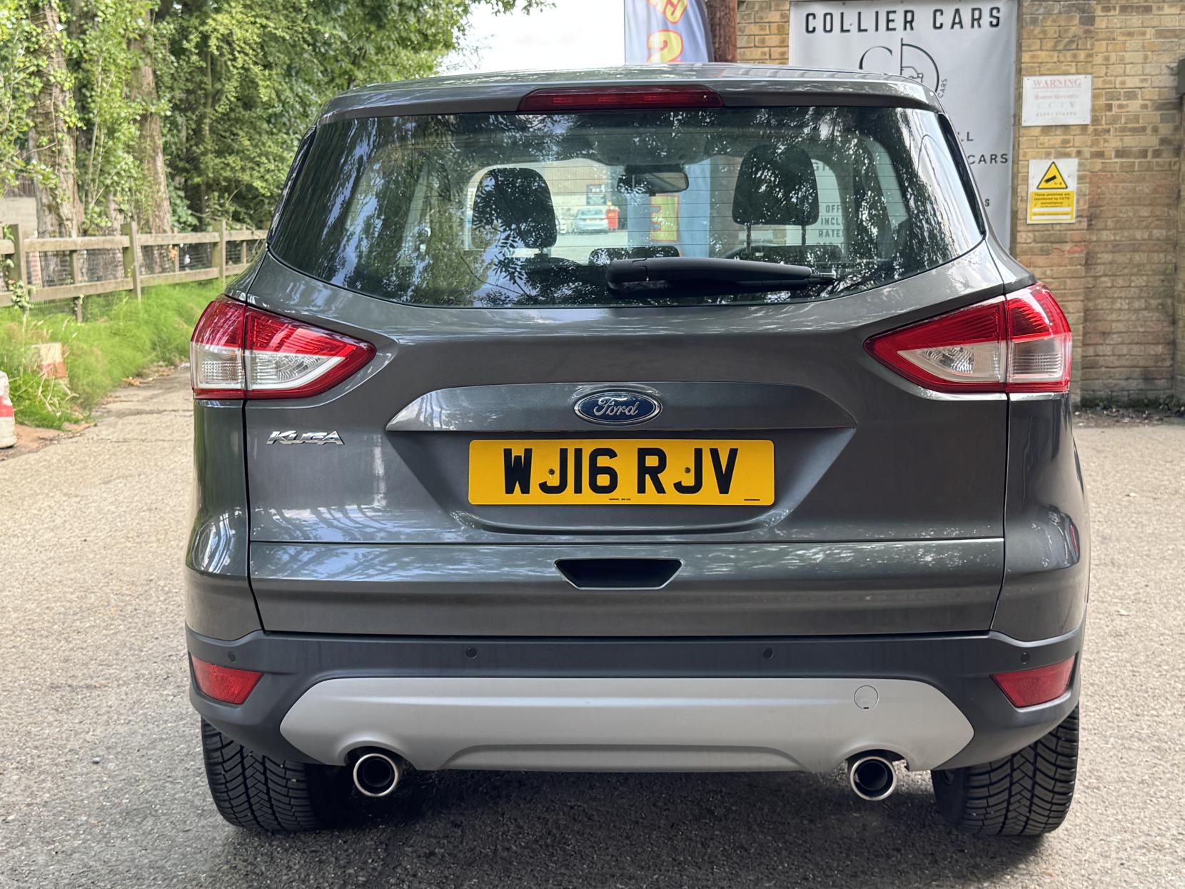 Ford Kuga 2.0 TDCi Zetec SUV 5dr Diesel Powershift AWD Euro 6 (s/s) (150 ps)