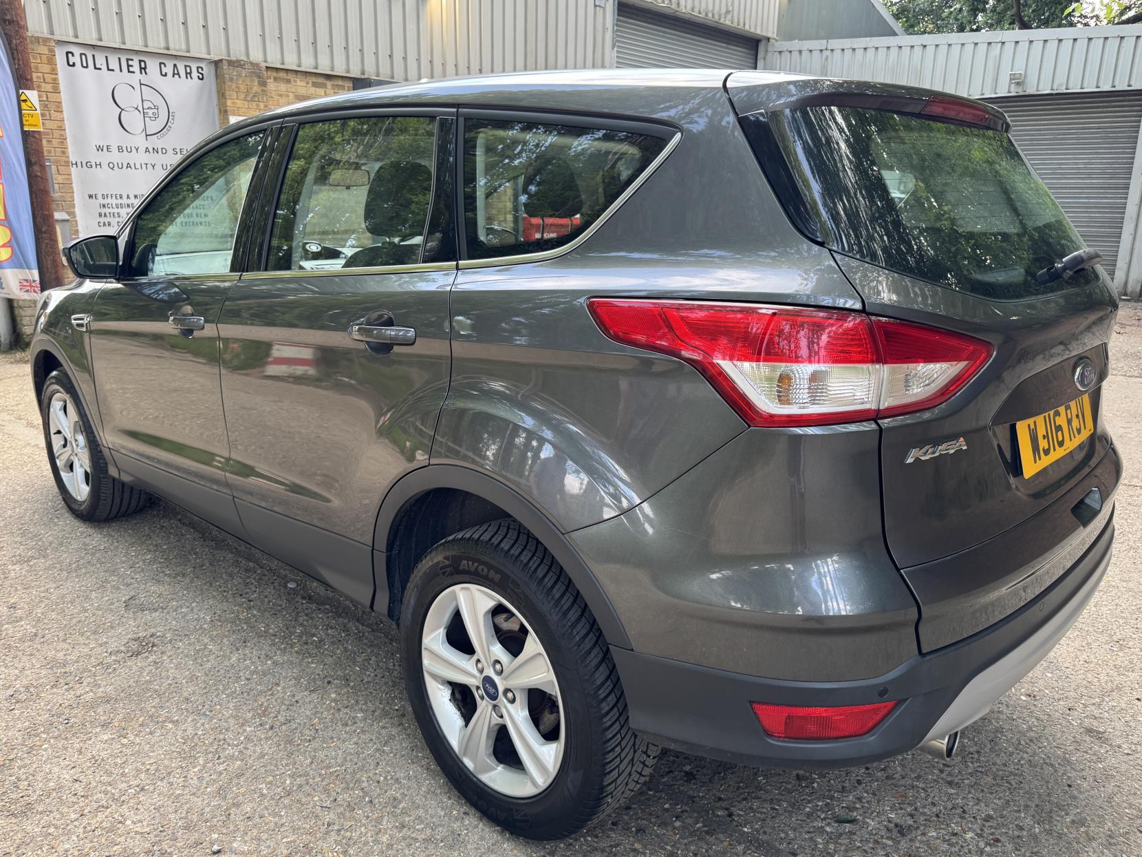 Ford Kuga 2.0 TDCi Zetec SUV 5dr Diesel Powershift AWD Euro 6 (s/s) (150 ps)