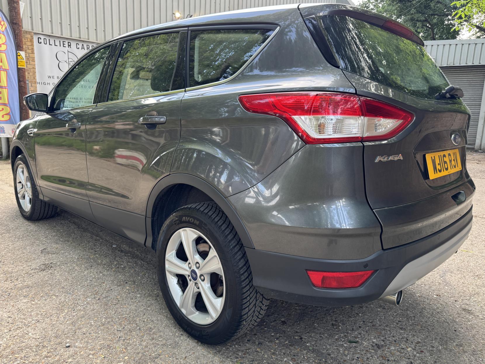 Ford Kuga 2.0 TDCi Zetec SUV 5dr Diesel Powershift AWD Euro 6 (s/s) (150 ps)