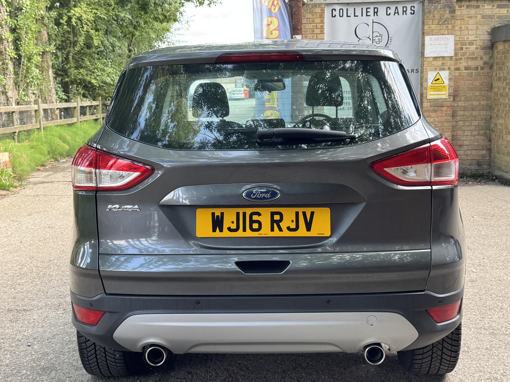 Ford Kuga 2.0 TDCi Zetec SUV 5dr Diesel Powershift AWD Euro 6 (s/s) (150 ps)