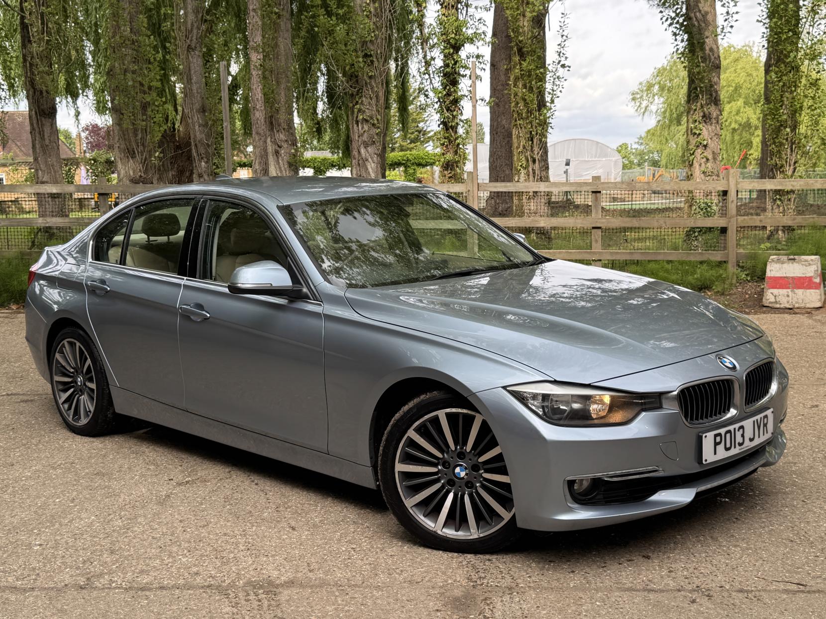 BMW 3 Series 2.0 320i Luxury Saloon 4dr Petrol Manual Euro 6 (s/s) (184 ps)