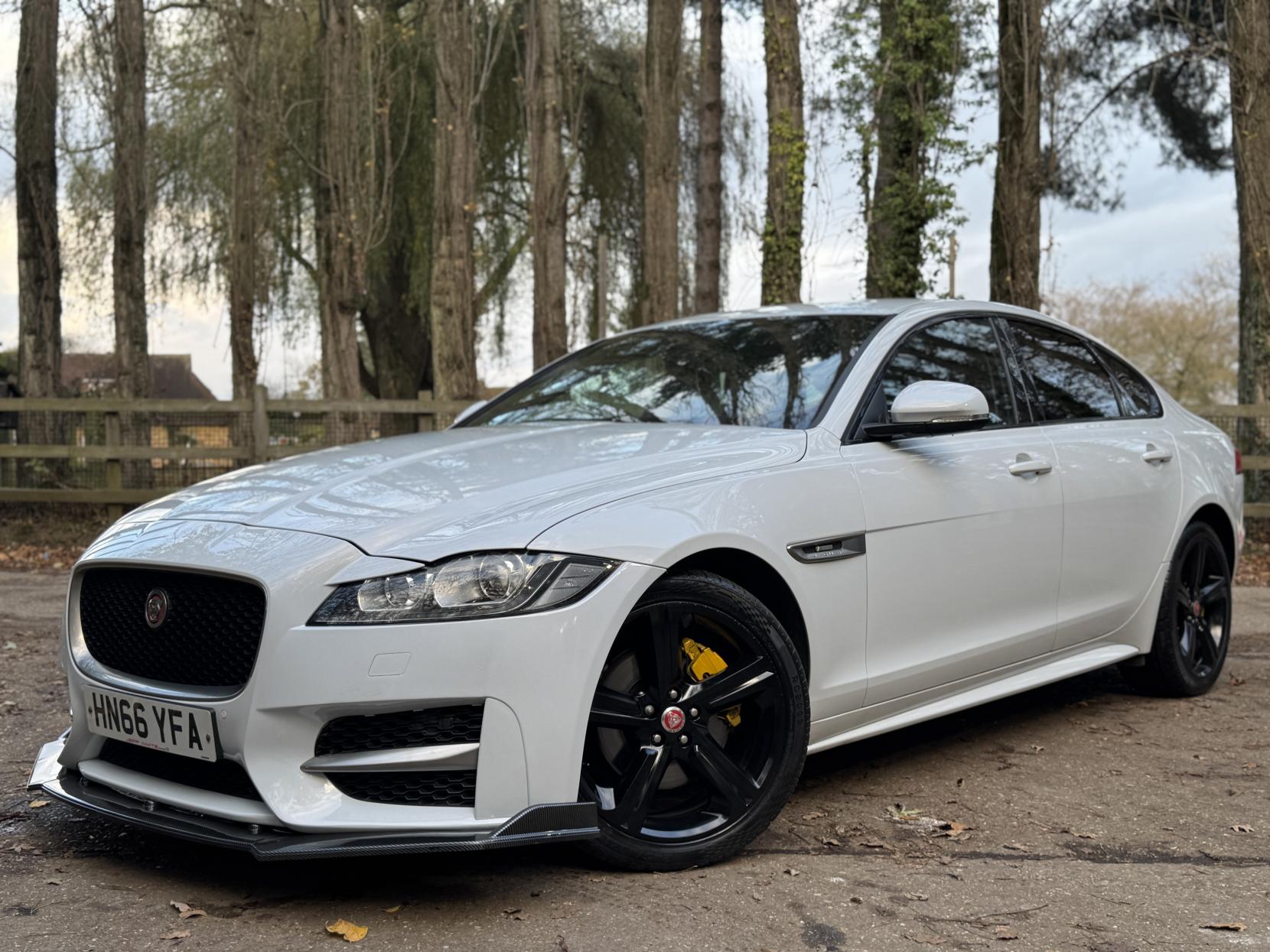 Jaguar XF 2.0d R-Sport Saloon 4dr Diesel Auto Euro 6 (s/s) (180 ps)