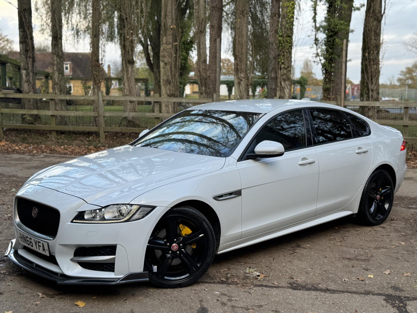 Jaguar XF 2.0d R-Sport Saloon 4dr Diesel Auto Euro 6 (s/s) (180 ps)