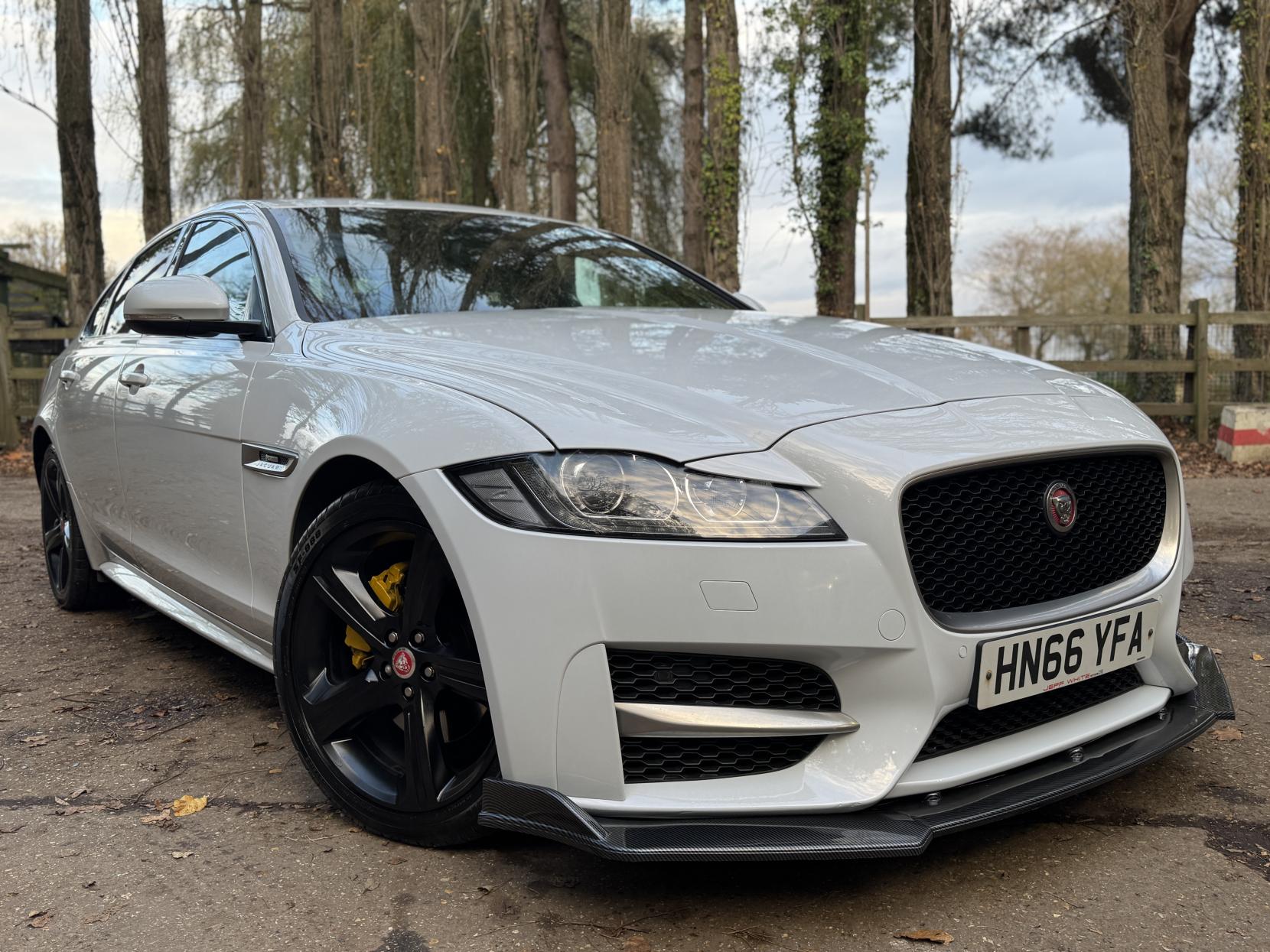 Jaguar XF 2.0d R-Sport Saloon 4dr Diesel Auto Euro 6 (s/s) (180 ps)