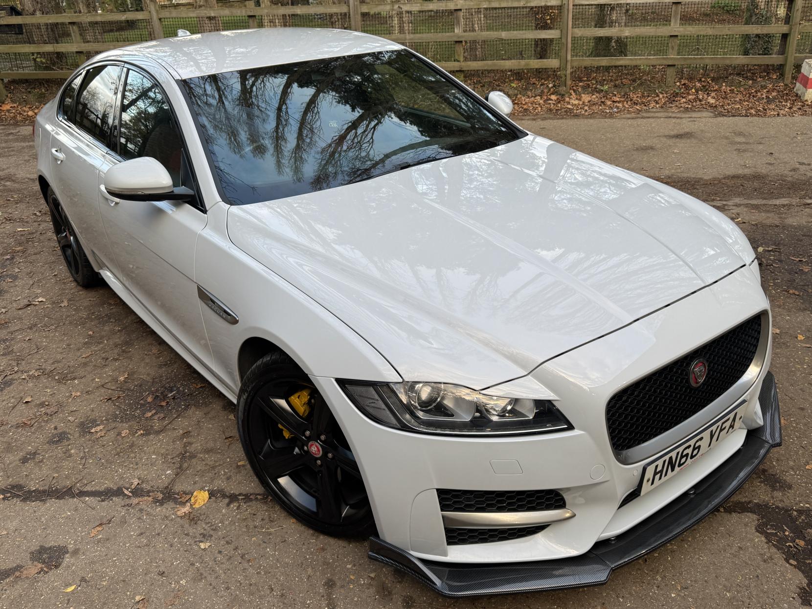 Jaguar XF 2.0d R-Sport Saloon 4dr Diesel Auto Euro 6 (s/s) (180 ps)