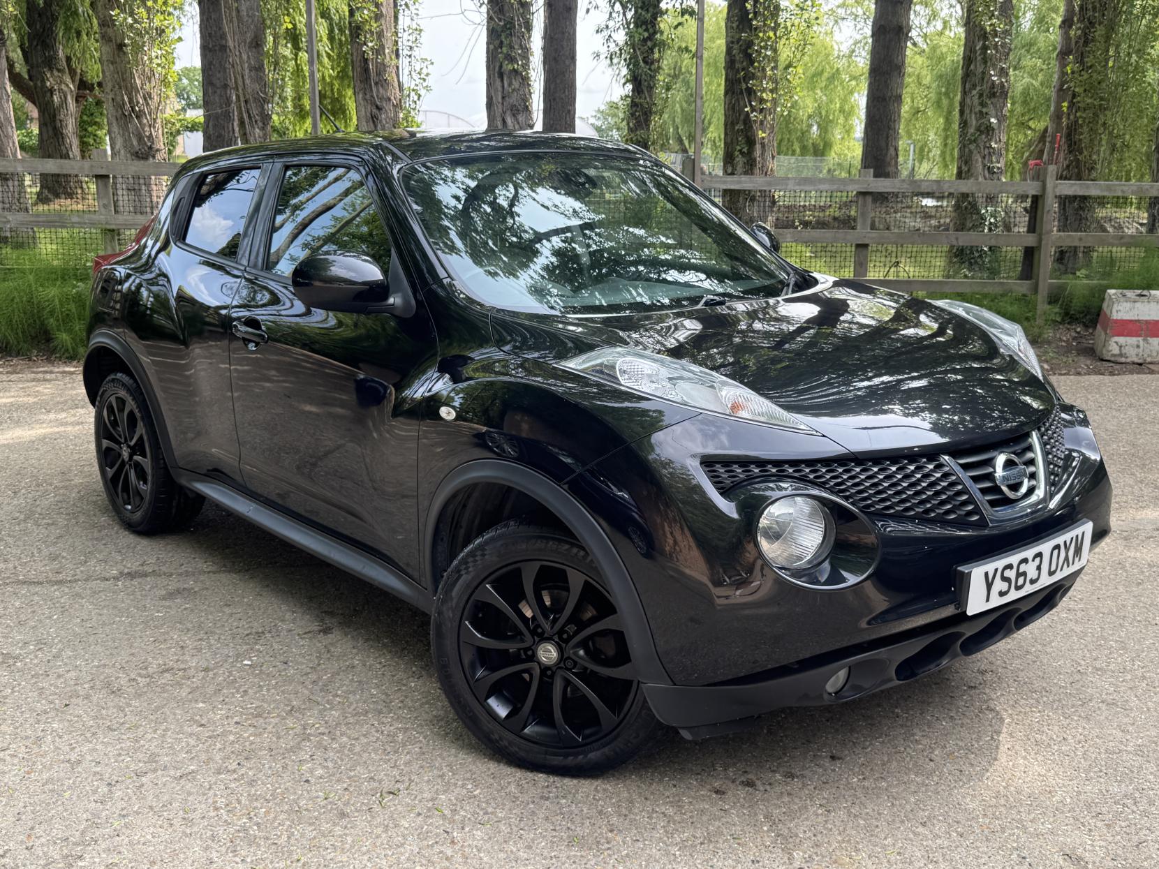 Nissan Juke 1.6 Tekna SUV 5dr Petrol Manual Euro 5 (s/s) (117 ps)