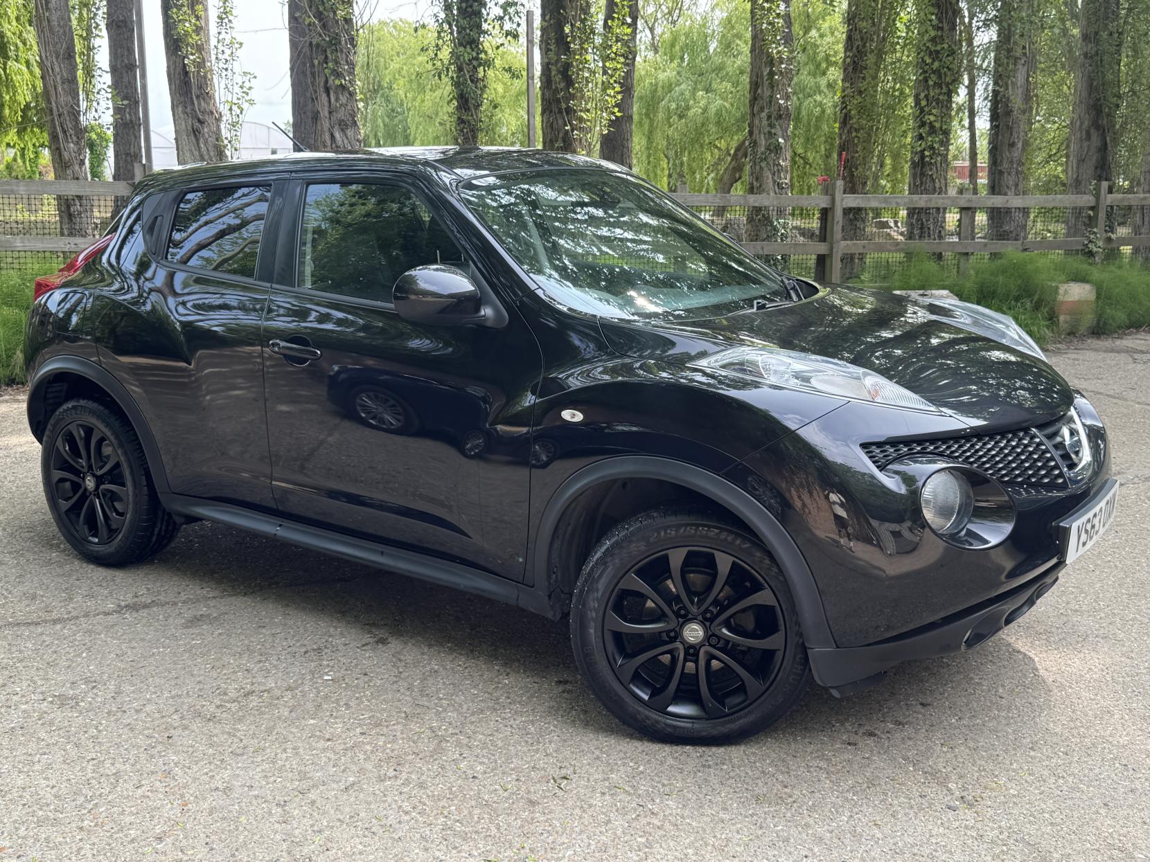 Nissan Juke 1.6 Tekna SUV 5dr Petrol Manual Euro 5 (s/s) (117 ps)