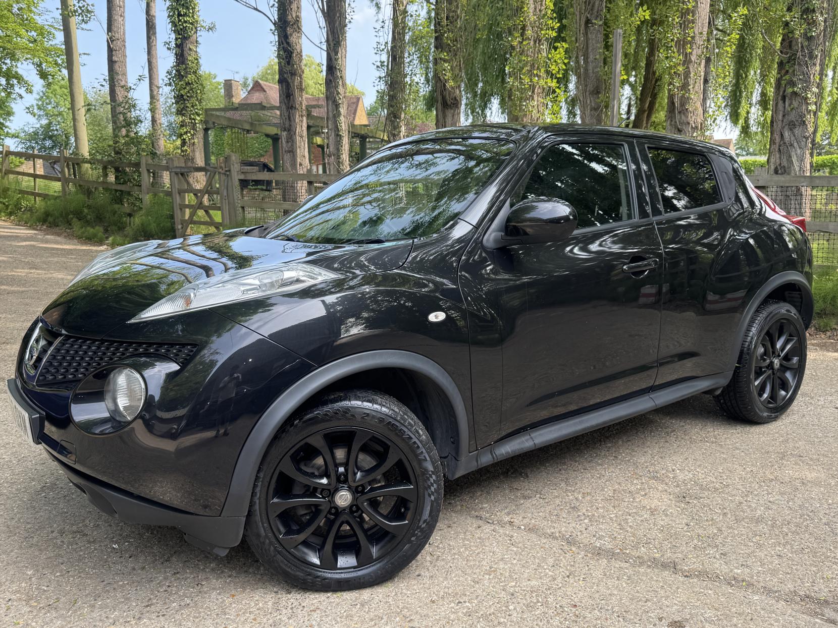 Nissan Juke 1.6 Tekna SUV 5dr Petrol Manual Euro 5 (s/s) (117 ps)
