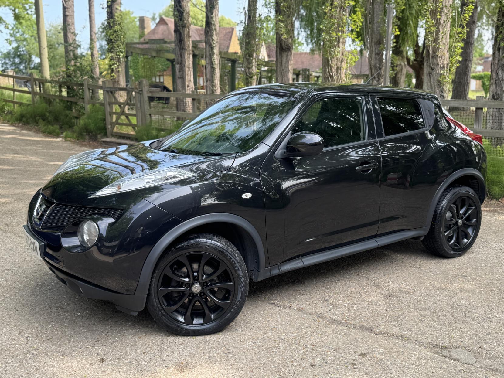 Nissan Juke 1.6 Tekna SUV 5dr Petrol Manual Euro 5 (s/s) (117 ps)