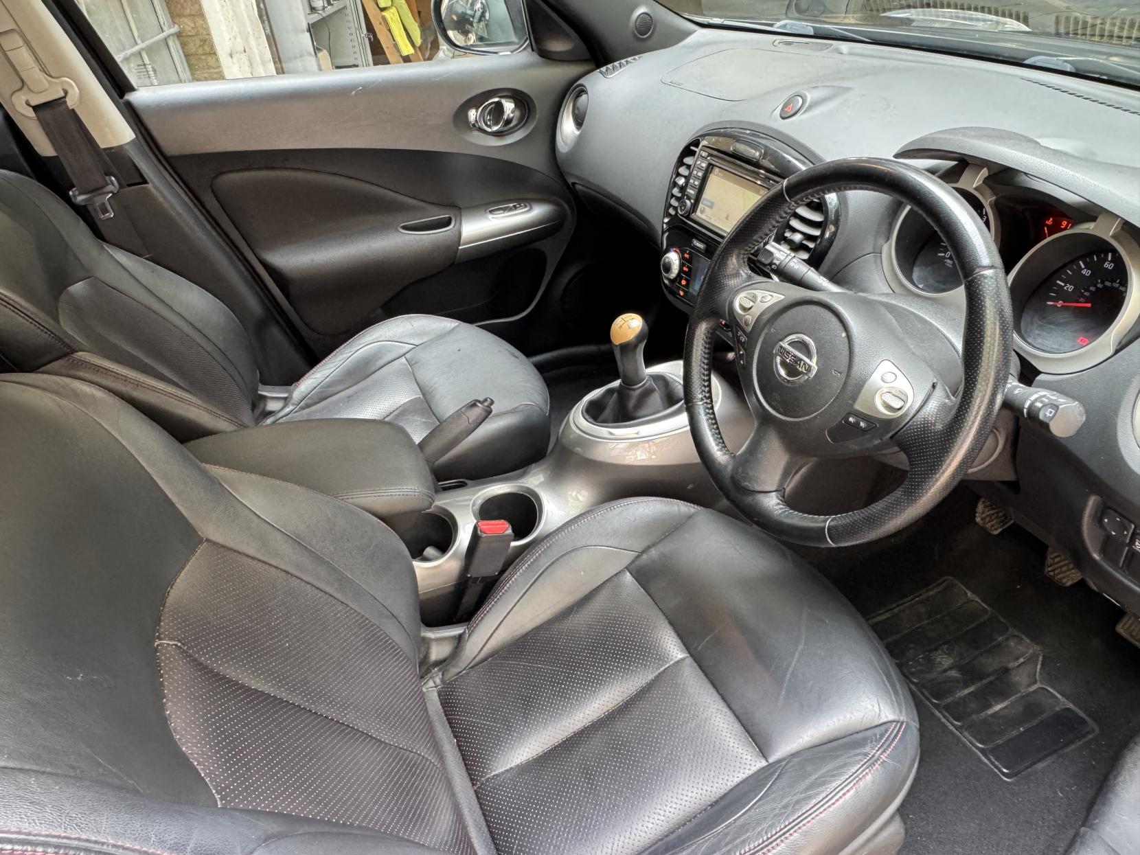 Nissan Juke 1.6 Tekna SUV 5dr Petrol Manual Euro 5 (s/s) (117 ps)