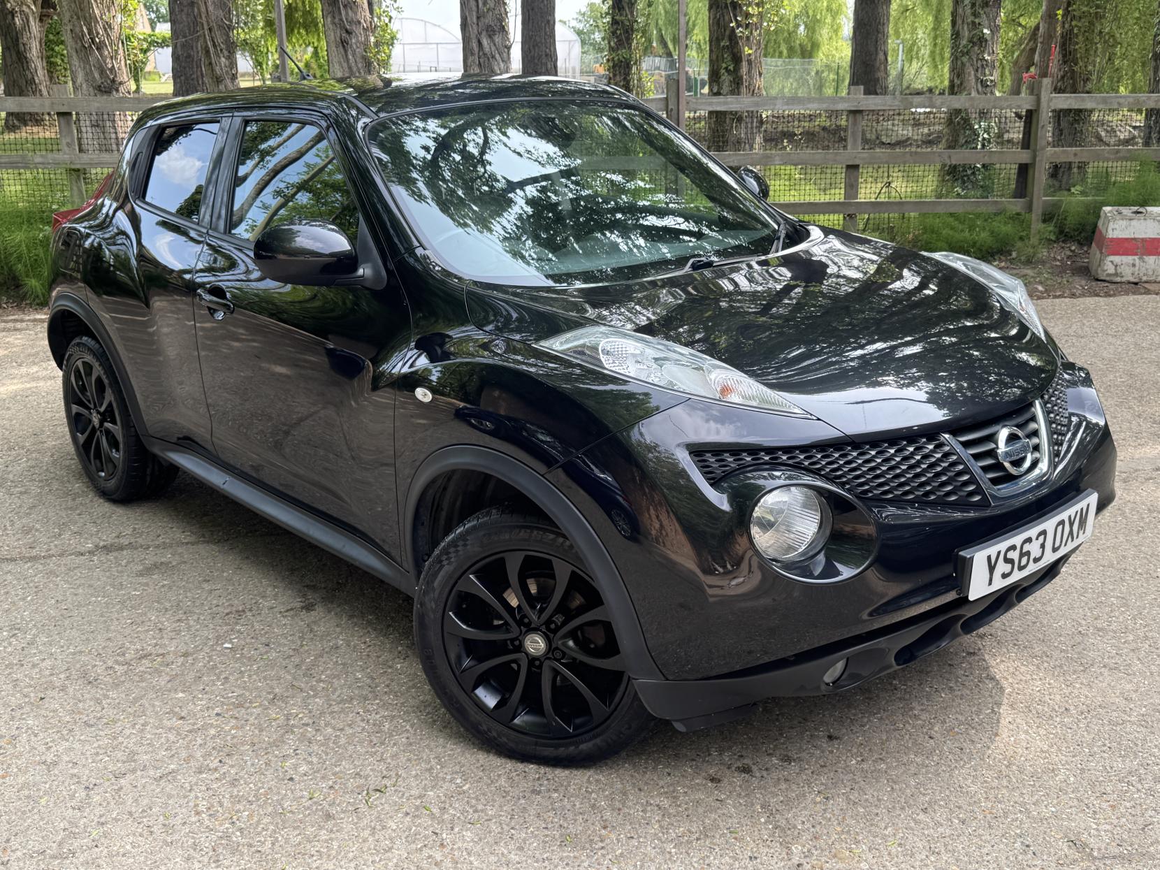 Nissan Juke 1.6 Tekna SUV 5dr Petrol Manual Euro 5 (s/s) (117 ps)