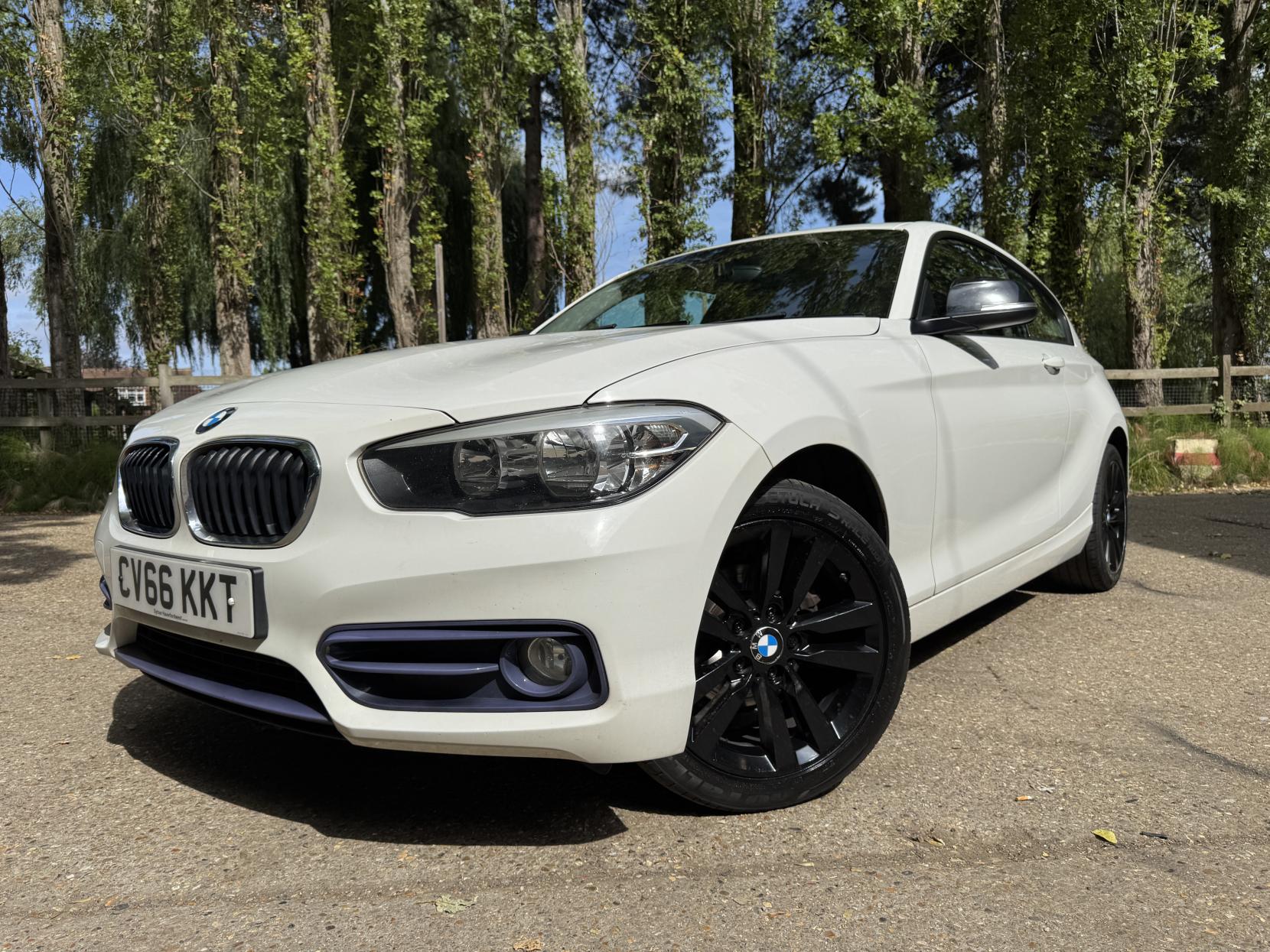 BMW 1 Series 1.5 118i Sport Hatchback 3dr Petrol Manual Euro 6 (s/s) (136 ps)