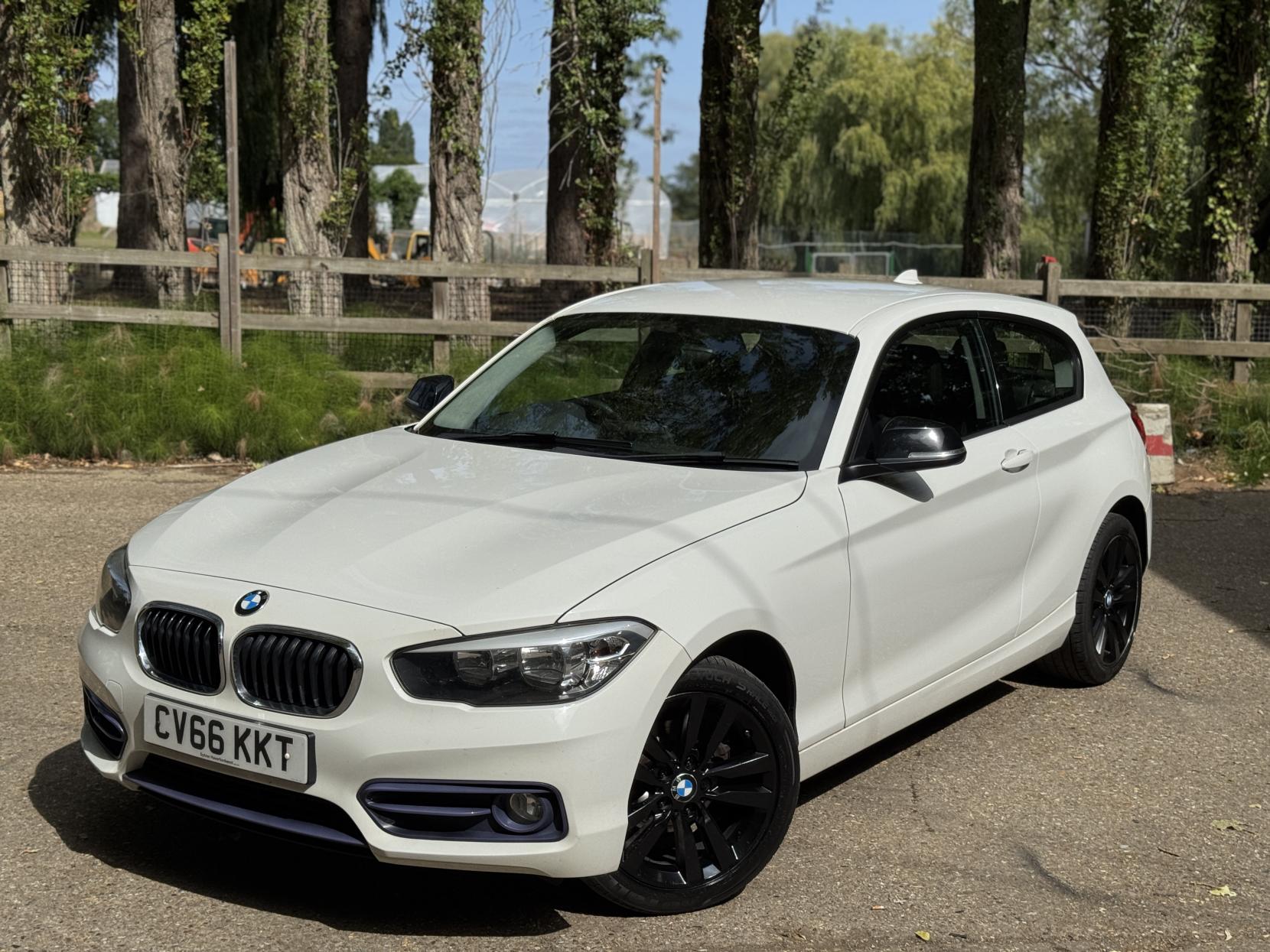 BMW 1 Series 1.5 118i Sport Hatchback 3dr Petrol Manual Euro 6 (s/s) (136 ps)