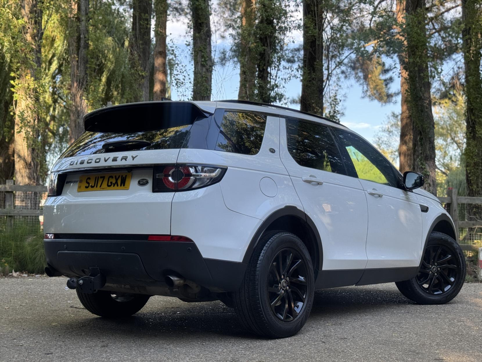 Land Rover Discovery Sport 2.0 TD4 Pure Edition SUV 5dr Diesel Manual 4WD Euro 6 (s/s) (5 Seat) (150 ps)