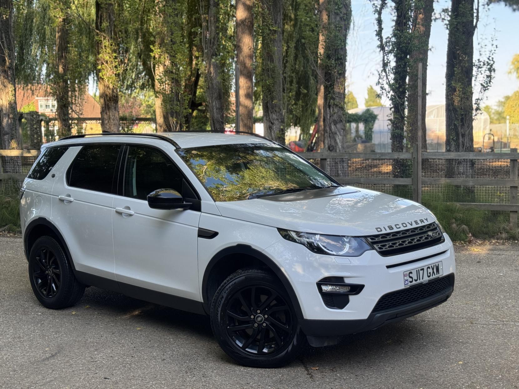 Land Rover Discovery Sport 2.0 TD4 Pure Edition SUV 5dr Diesel Manual 4WD Euro 6 (s/s) (5 Seat) (150 ps)