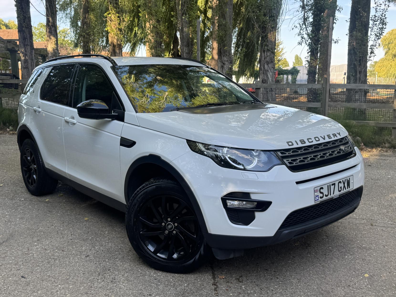 Land Rover Discovery Sport 2.0 TD4 Pure Edition SUV 5dr Diesel Manual 4WD Euro 6 (s/s) (5 Seat) (150 ps)