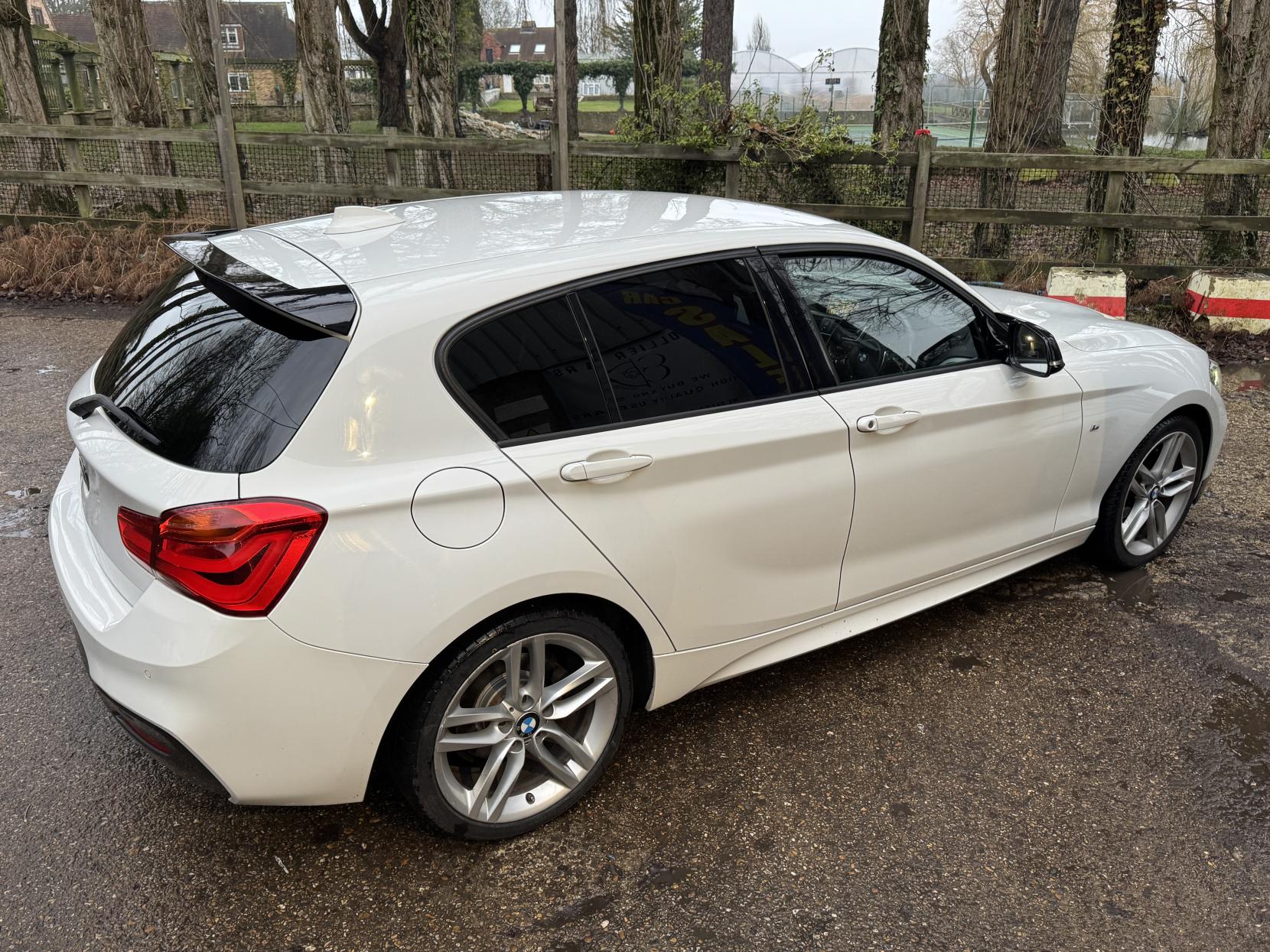 BMW 1 Series 1.5 118i M Sport Hatchback 5dr Petrol Manual Euro 6 (s/s) (136 ps)