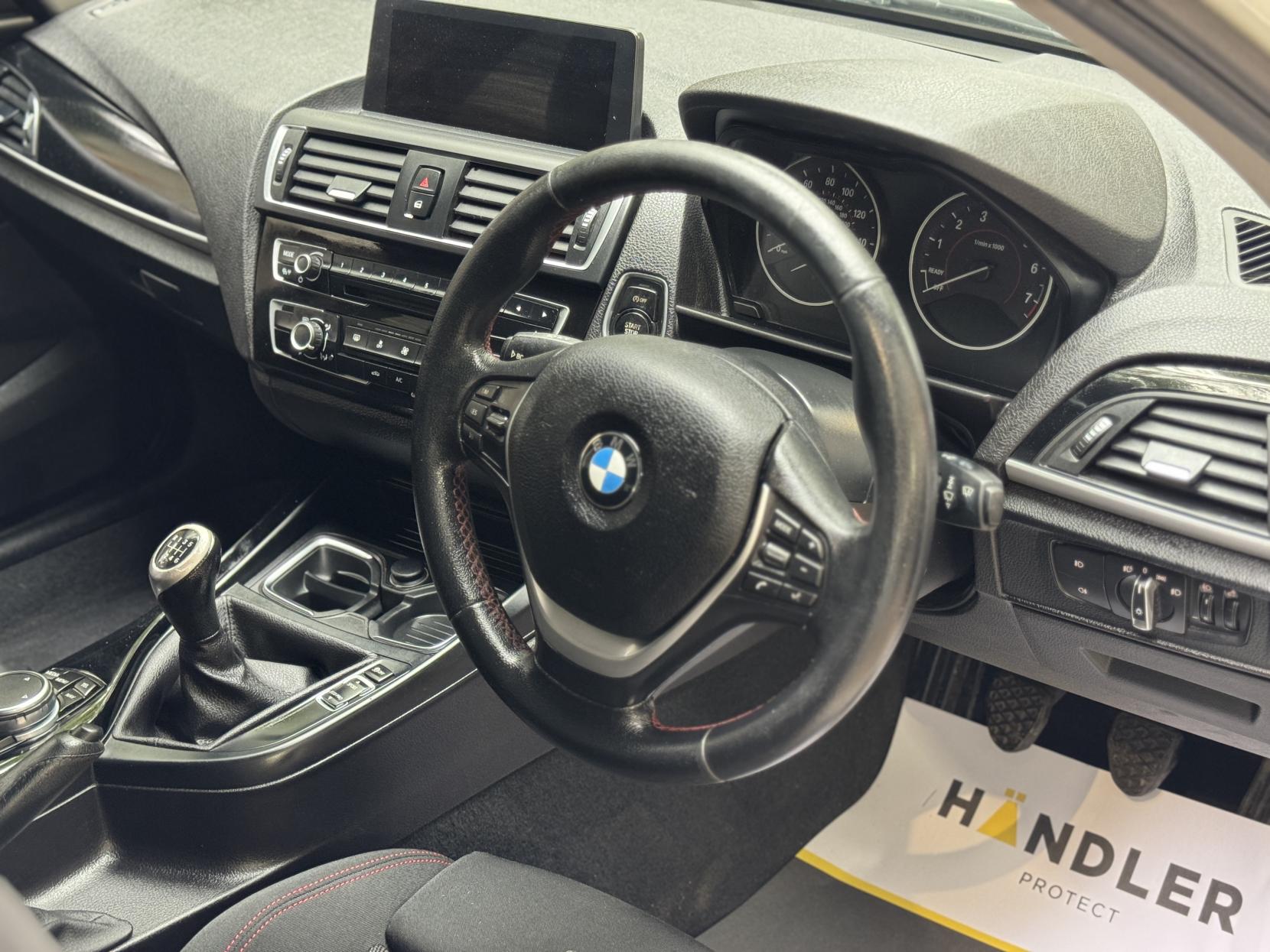 BMW 1 Series 1.5 118i Sport Hatchback 5dr Petrol Manual Euro 6 (s/s) (136 ps)
