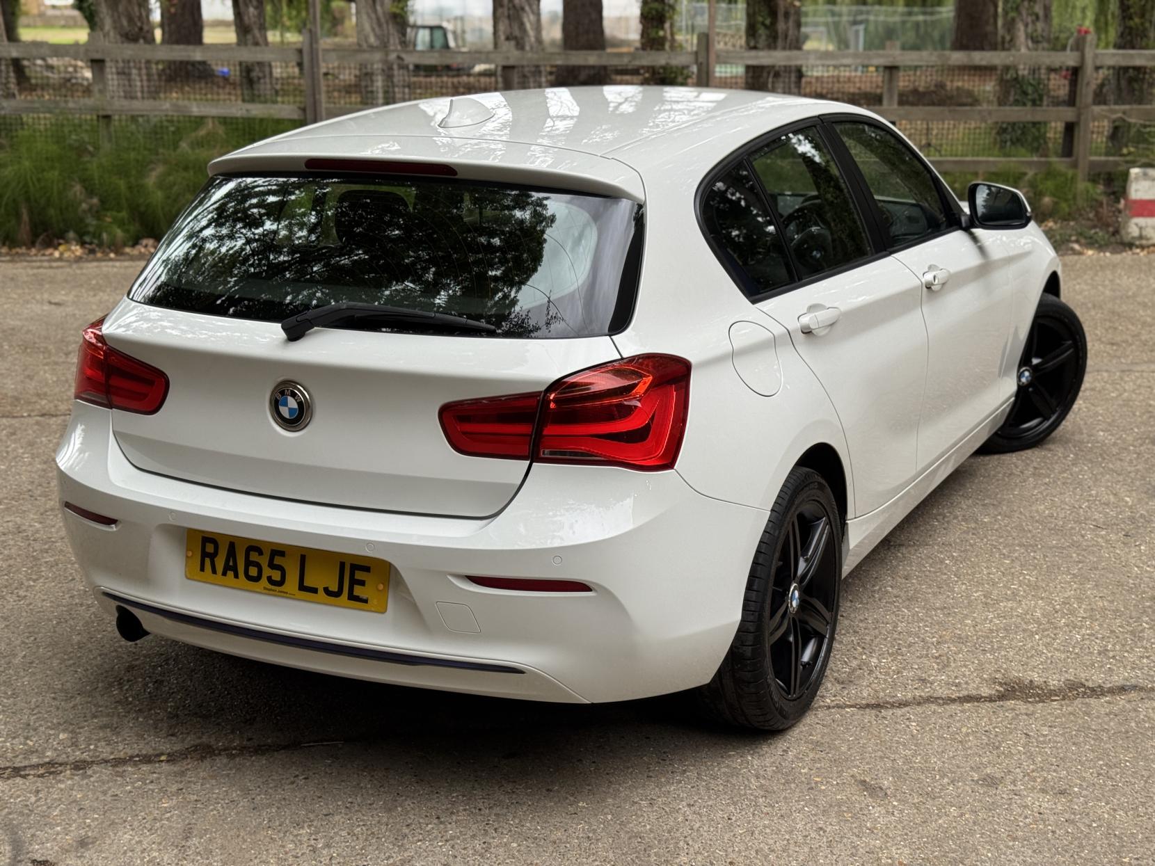 BMW 1 Series 1.5 118i Sport Hatchback 5dr Petrol Manual Euro 6 (s/s) (136 ps)