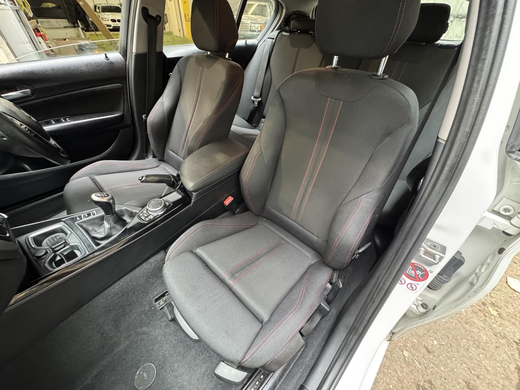 BMW 1 Series 1.5 118i Sport Hatchback 5dr Petrol Manual Euro 6 (s/s) (136 ps)