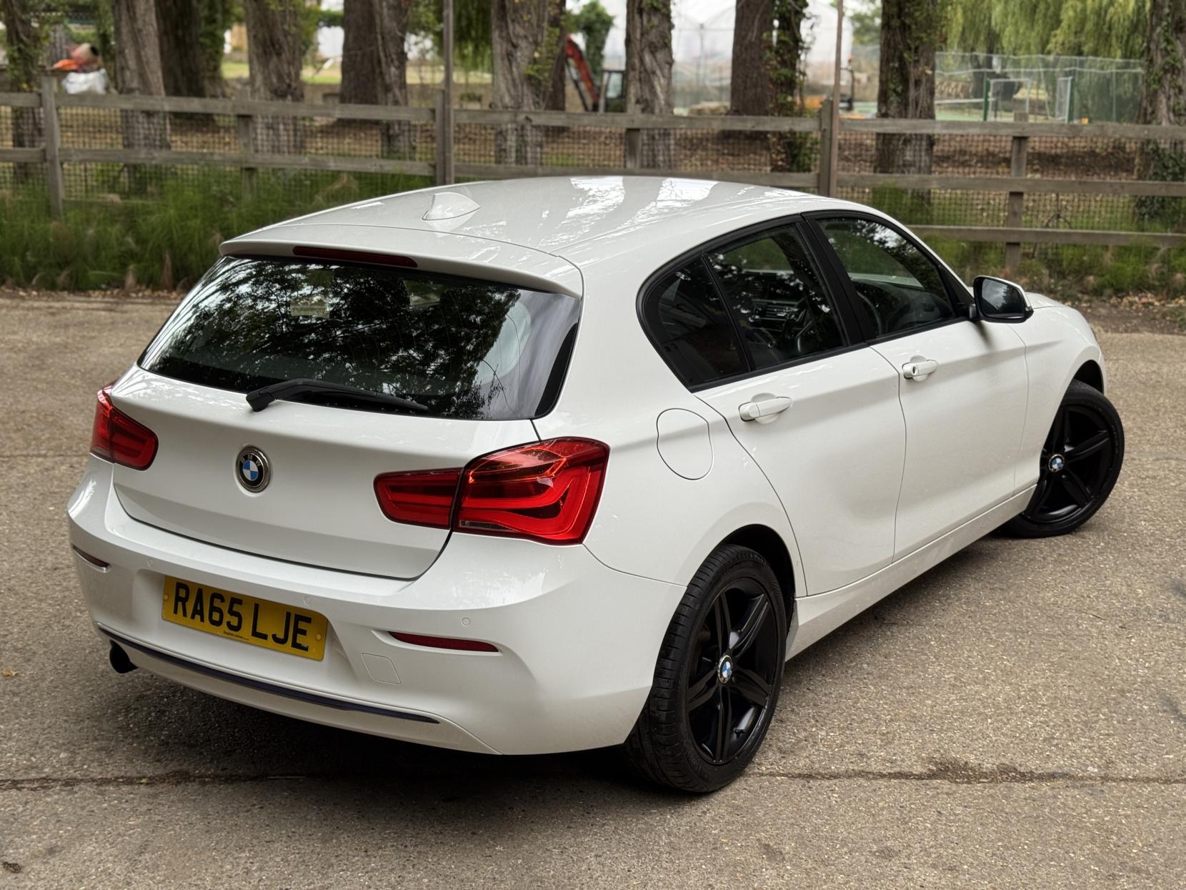 BMW 1 Series 1.5 118i Sport Hatchback 5dr Petrol Manual Euro 6 (s/s) (136 ps)