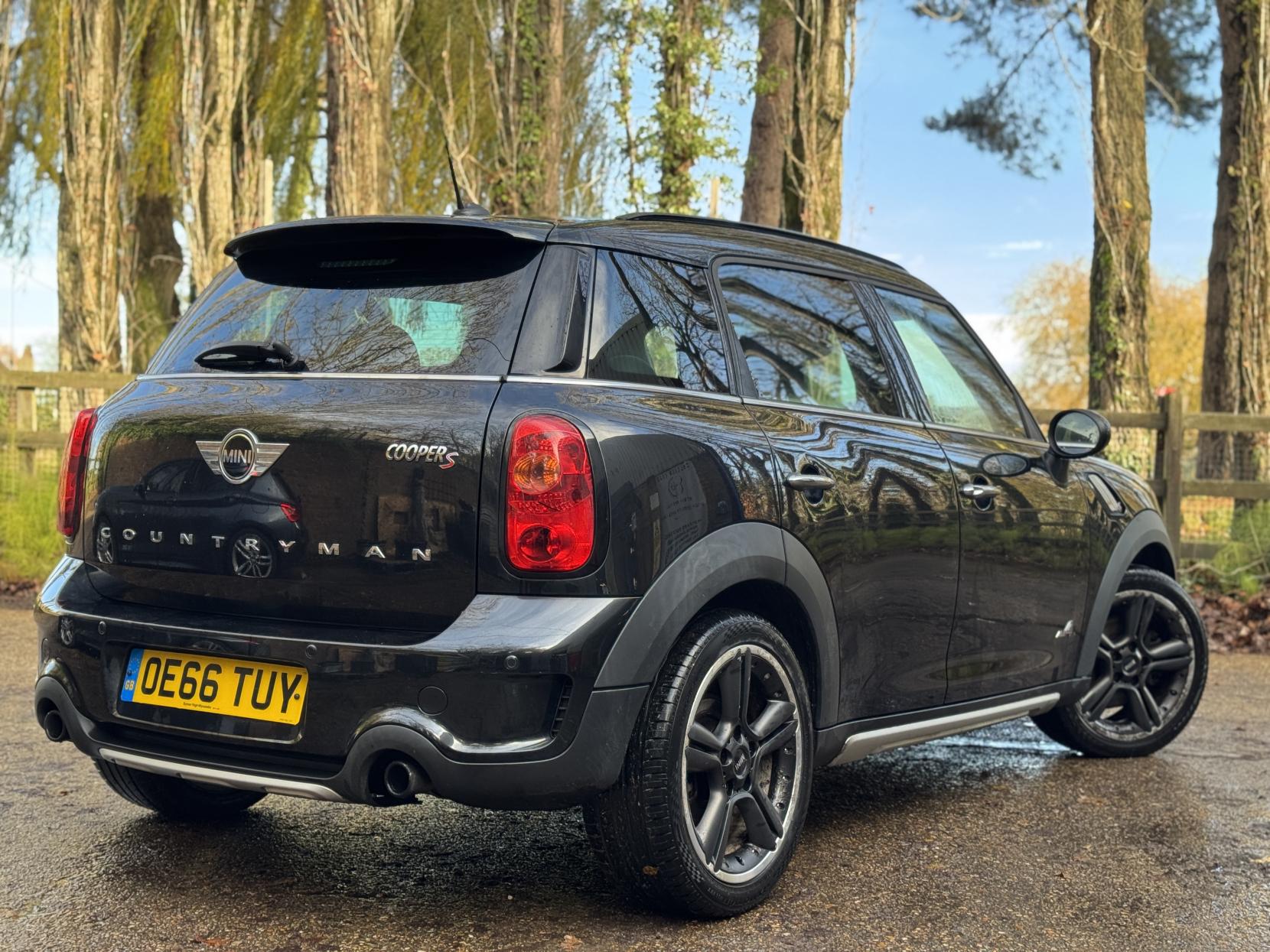 MINI Countryman 1.6 Cooper S SUV 5dr Petrol Manual ALL4 Euro 5 (s/s) (184 ps)